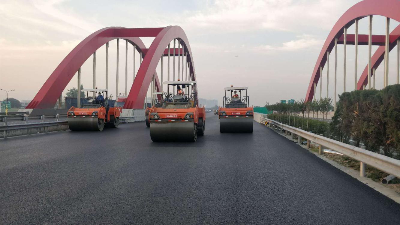 成都绕城绿舟立交病害整治顺利完工.jpg 成都绕城绿舟立交病害整治顺利完工.jpg