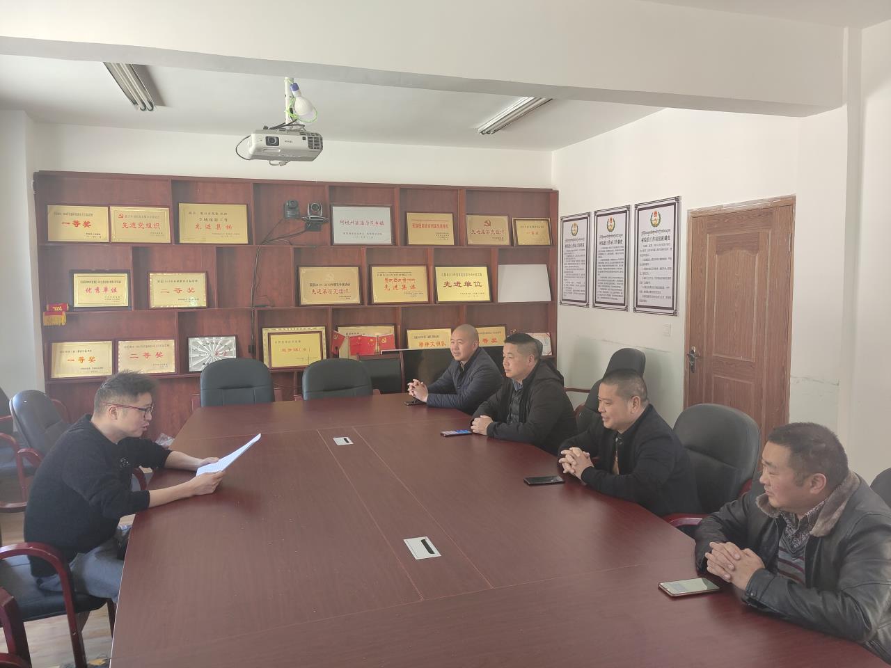 驾驶员岗前培训.jpg 驾驶员岗前培训.jpg