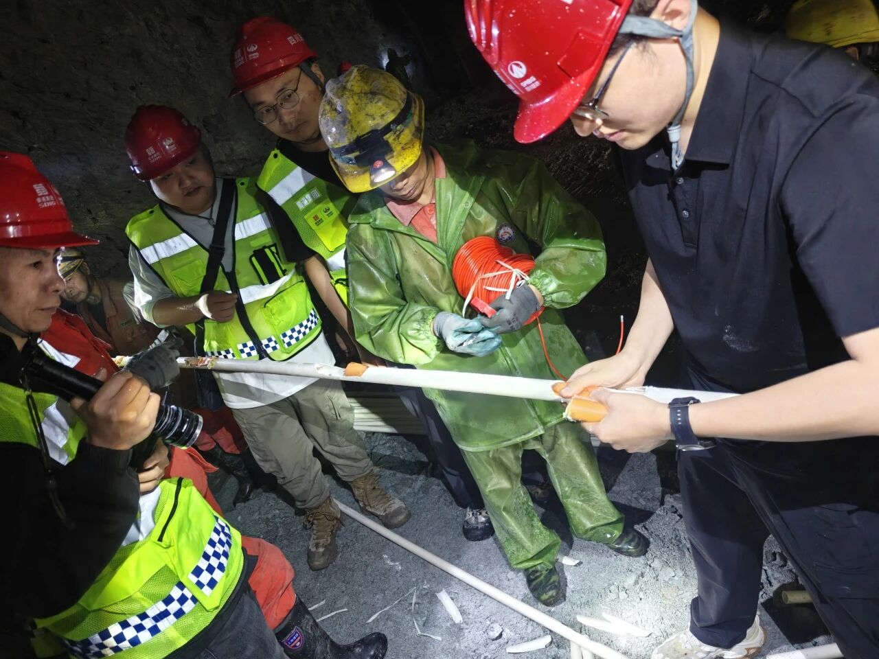 交建集团技术中心全面推进隧道大机配套光面爆破技术落地 降本提质成效显著